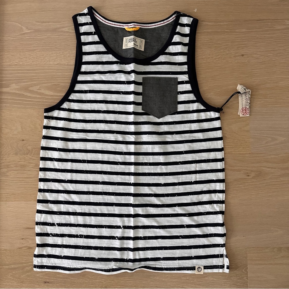 UNKNOWN BRAND - MENS SLEEVELESS SHIRT -  SIZE MEDIUM